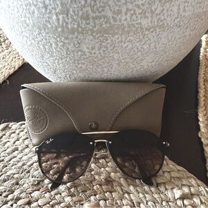 Good condition Ray Bans with Case